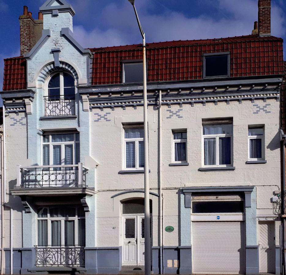 A La Villa Perroy Les Chambres Sont Spacieuses Et Les Petit-Dejeuners Offerts Дюнкерк Экстерьер фото